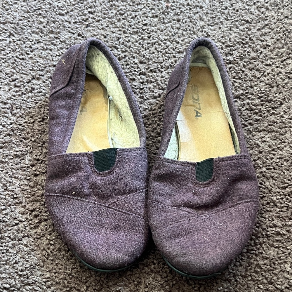VERY WORN Soda Purple Slip-On Loafers